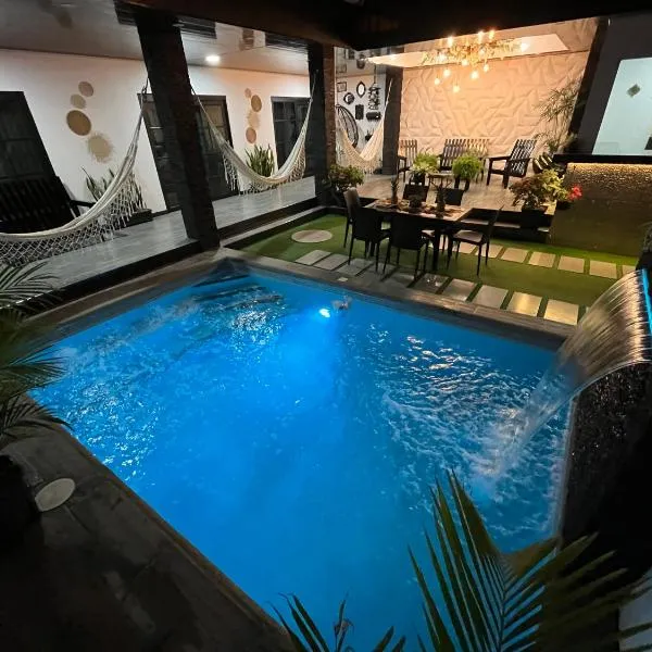 Casa en San Clemente con piscina, hotel en San Jacinto