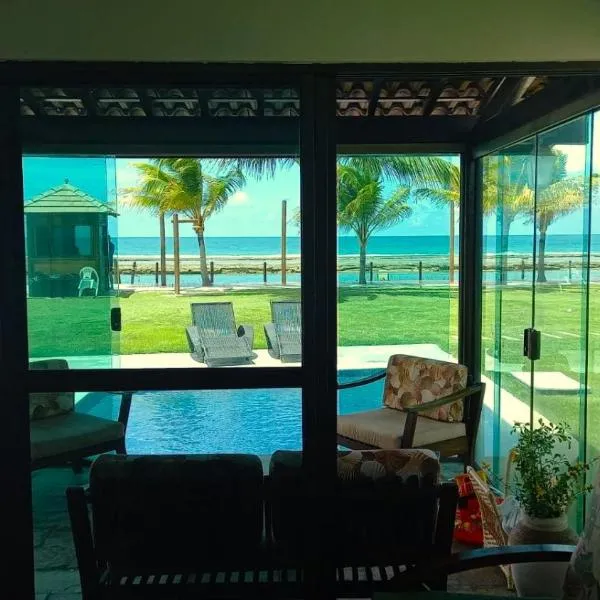 Casa à beira-mar 23 - Pé na Areia, Tipo Bangalô, Piscina Privativa, Muro Alto, Porto de Galinhas, PE, ξενοδοχείο στο Πόρτο ντε Γκαλίνας