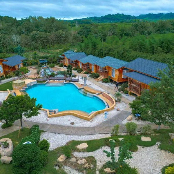 Soundless Resort, hotel di Ban Pa Ya Kha