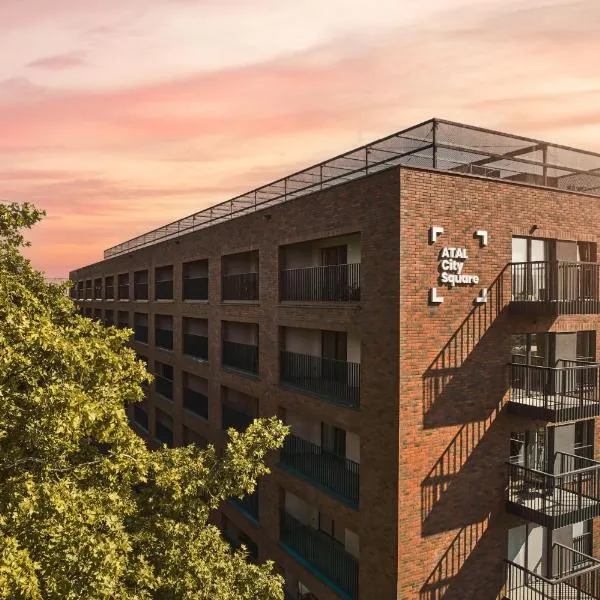 Symphony City Square Aparthotel, khách sạn ở Wrocław