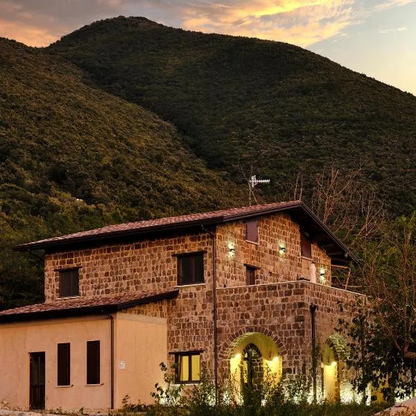 Agriturismo ARCE di Monte Acero, hotel v destinaci Faicchio