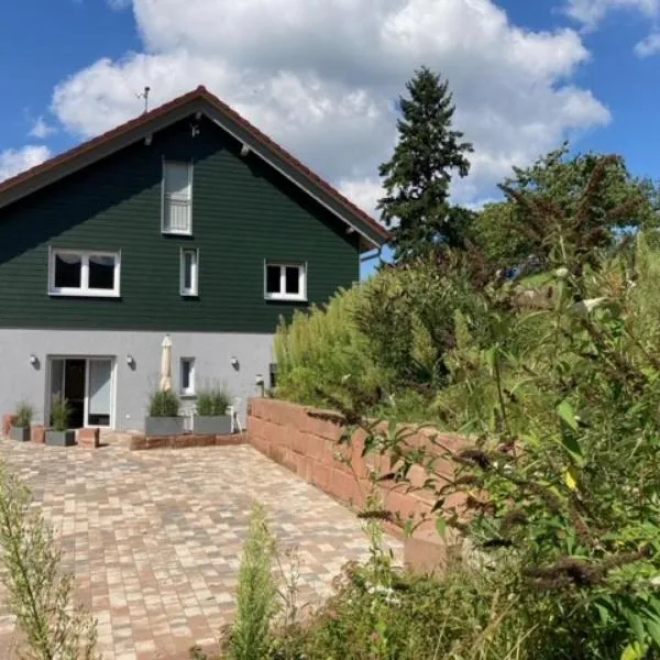 Ferienwohnungen Schwarzwaldzauber, hotel in Loffenau