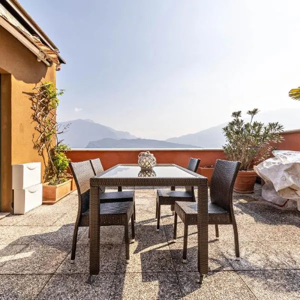 Casa Sara with swimming pool, ξενοδοχείο σε Varone