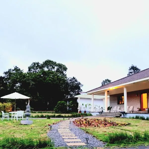 Villa Wodeyarmutt Tropical luxury living, hotel v destinaci Sringeri
