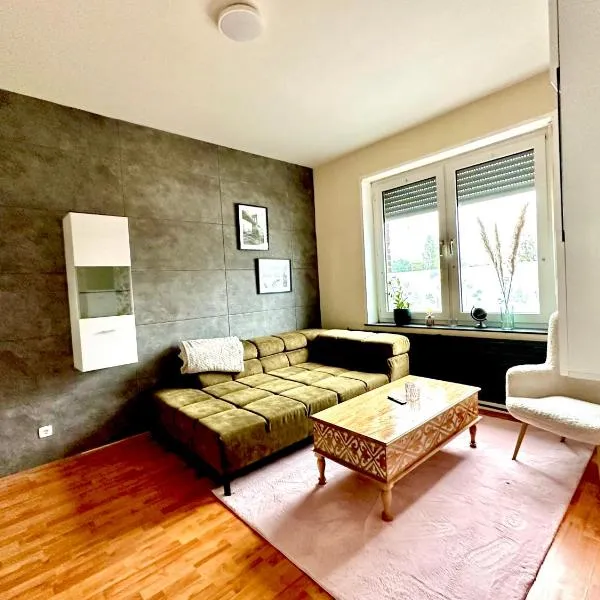 GreenRhein Lounge, hotel in Alpen