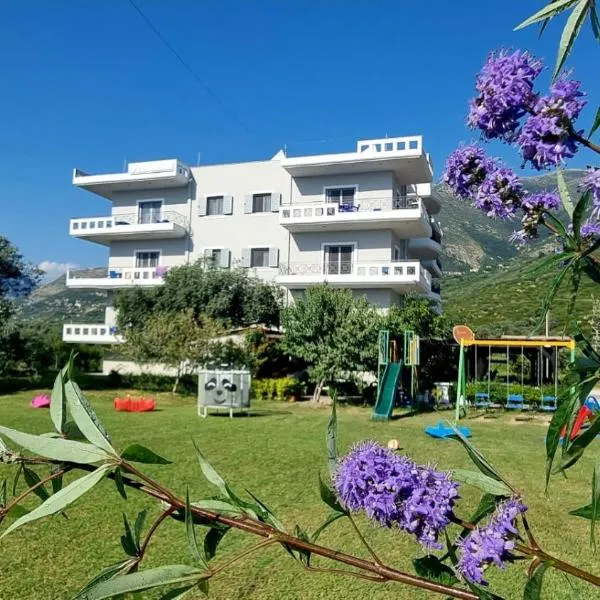 Vila Hadhri Borsh, hotel en Borsh