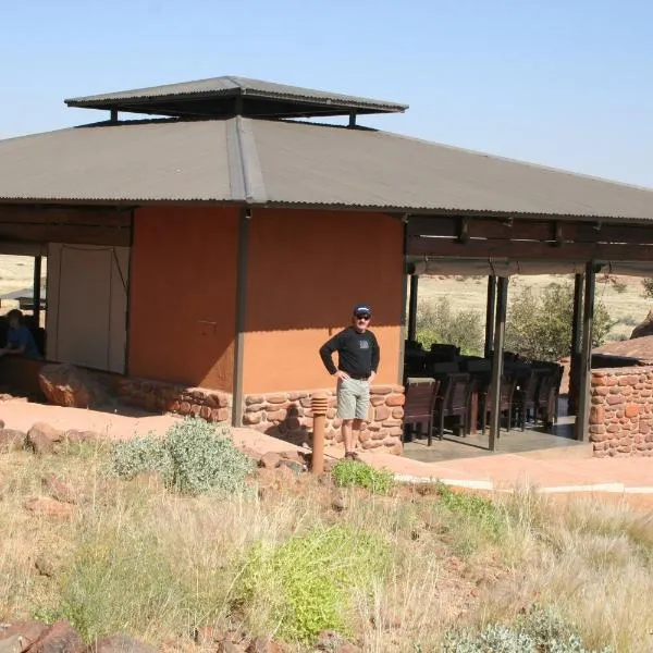 Soft Adventure Camp, hotel v destinaci Solitaire
