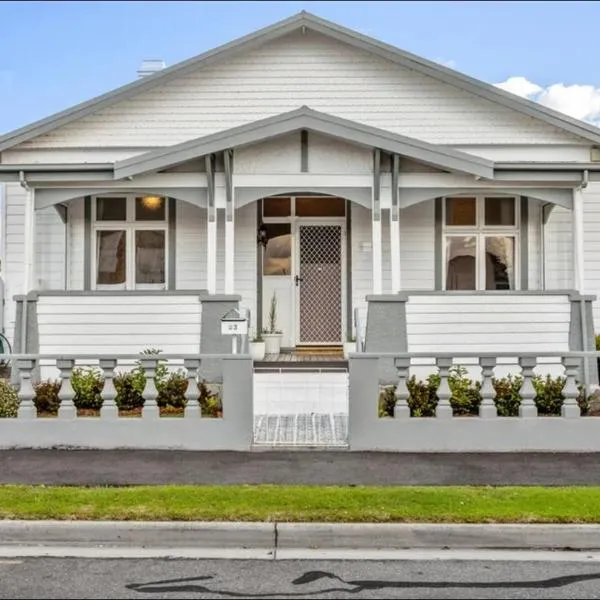 Three Bedrooms Hermay Cottage, hotelli kohteessa Invermay