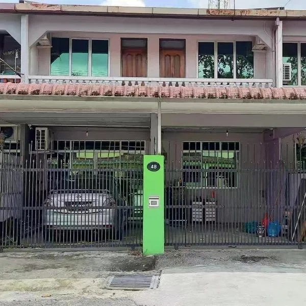 HM AIRBNB, hotel in Sibu