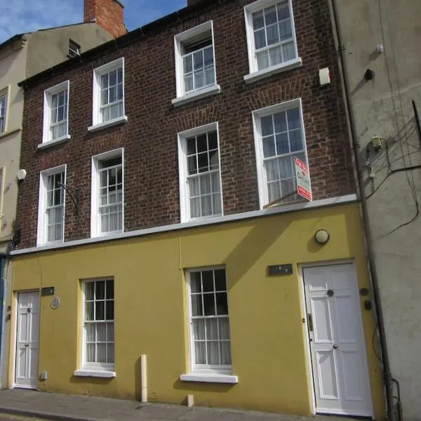 Darcus Cottage, hotel in Derry Londonderry