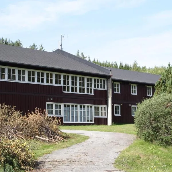 Dovreskogen Gjestegård AS, hotell på Høvringen