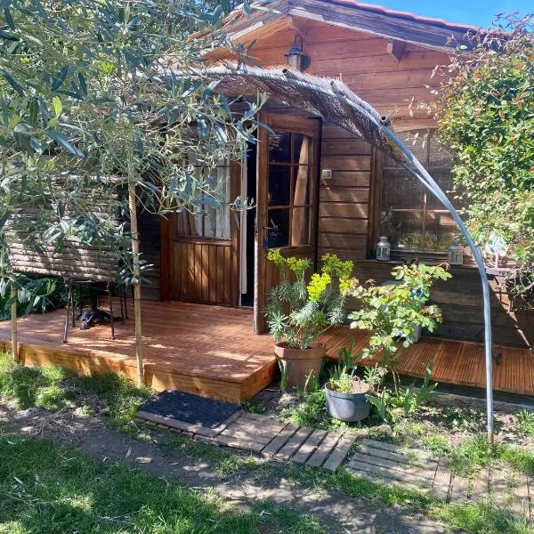 Le chalet du Jardin caché, hotel in Marmande