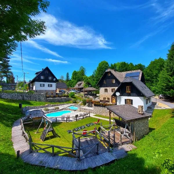 Plitvice Etno House III, hotel di Jezerce