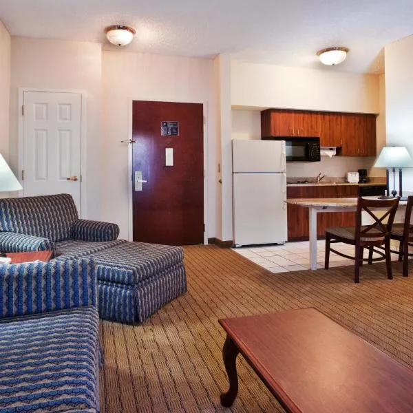 Holiday Inn Hotel and Suites Peachtree City, an IHG Hotel, hotel di Timberidge