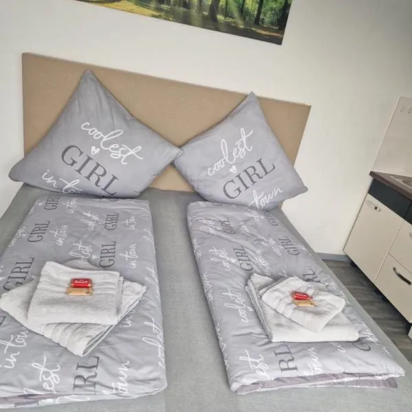 M&BLuxux Apartments, hotel in Krefeld