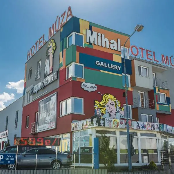 Hotel Muza, hotel em Šaca