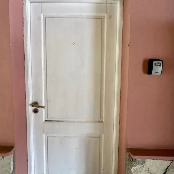 Casita Silvestre y Casa Rosa, hotel in Villa La Angostura