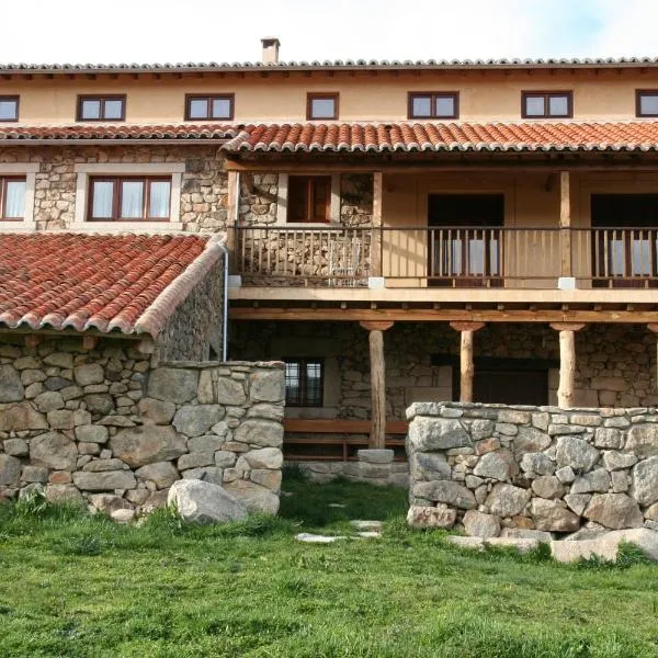 Casa Rural La Tablilla y La Terraza, hotel in Santiago del Collado