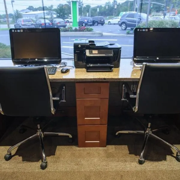 Holiday Inn Plainview-Long Island by IHG, hotel u gradu 'Plainview'