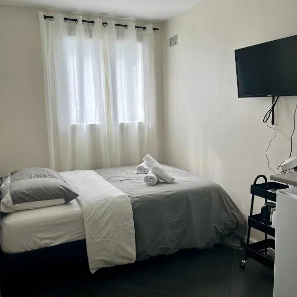 Studio à Alfortville Gare RER D Maisons-Alfort Alfortville, Hotel in Alfortville