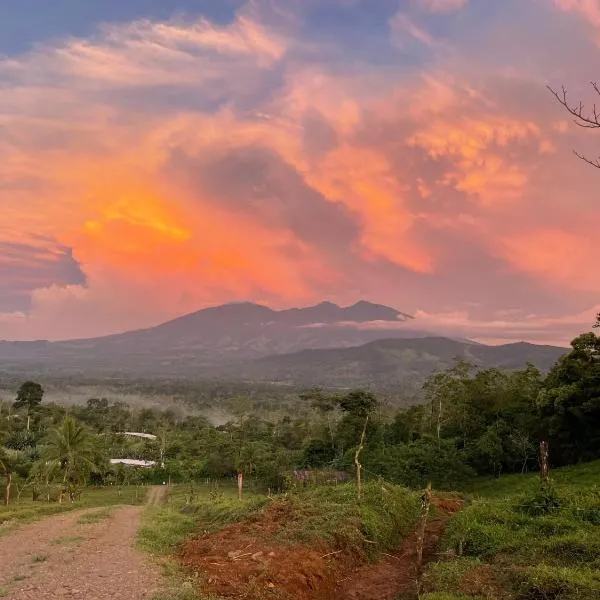 Casona La Vieja, Luz del Corazón, готель у місті Rincón de la Cruz