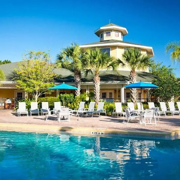 Spacious 3/2 Condo Near Disney Parks, Hotel in Kissimmee