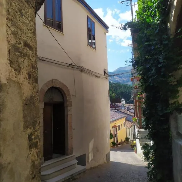 B&B Sentiero Italia, hotel en Castelluccio Superiore