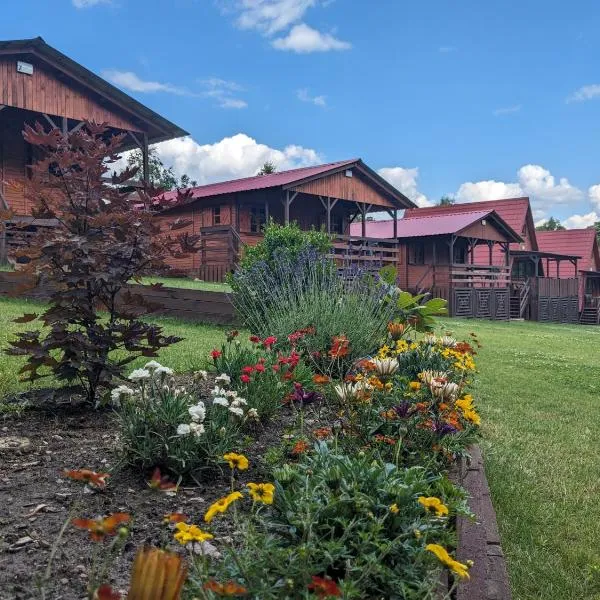 Nad Drawskim DOMKI LETNISKOWE, hotel in Głęboczek