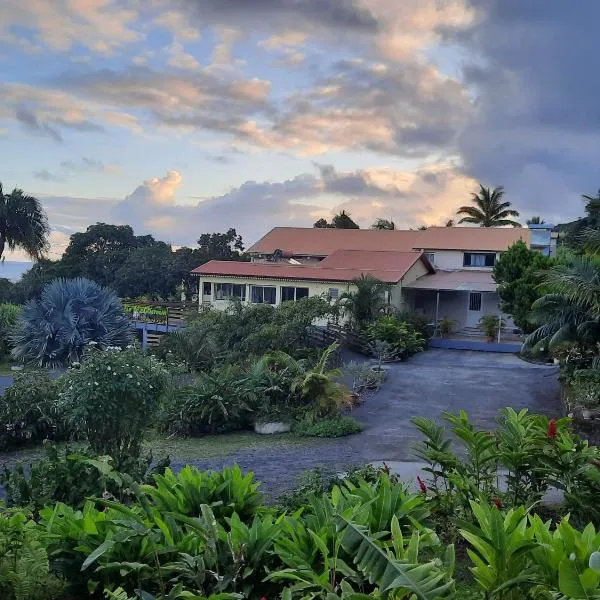 Ferme auberge le Ti'planteur, hotel in Saint-Philippe