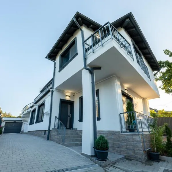 Cris Apartments, ξενοδοχείο στο Τίργκου Μούρες