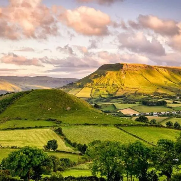 Number 19 Heart Of The Glens: Cushendall şehrinde bir otel