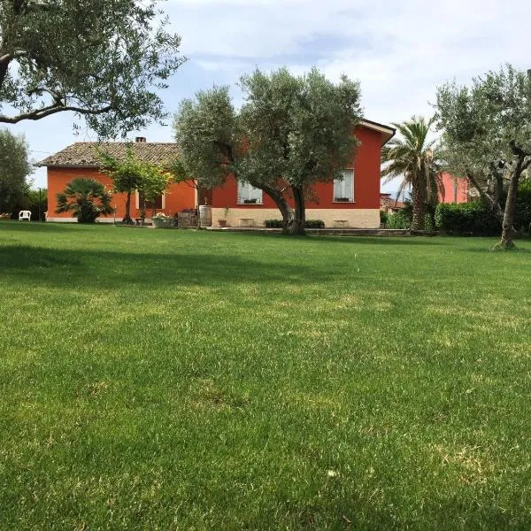 Al Chiaro di Luna, hotel v destinaci Paternopoli