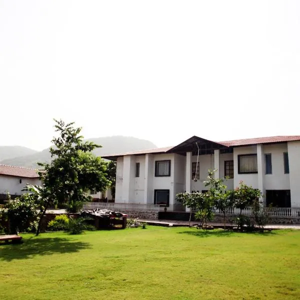 Virat Resorts, Sariska Rajasthan, hotell i Thāna Ghāzi