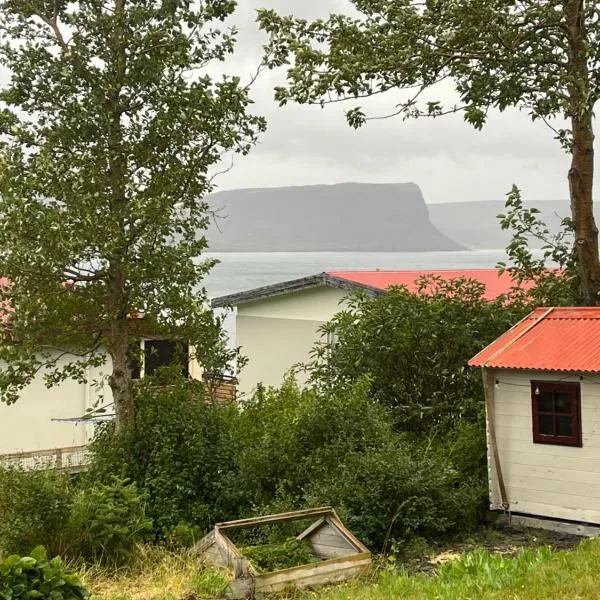Sigtún 4, hotel in Patreksfjörður