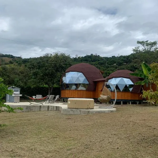 Las Nubes Domo, hotel in La Mesa