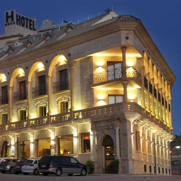Hotel Campos de Baeza, готель у місті Баеса