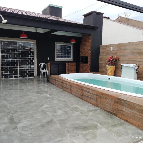 Casa Nova com Piscina 3 quartos
