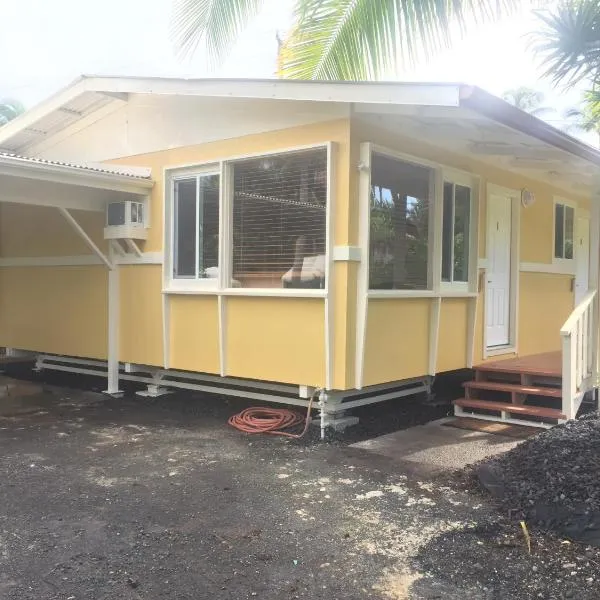 Aaron’s cottage, hótel í Hilo