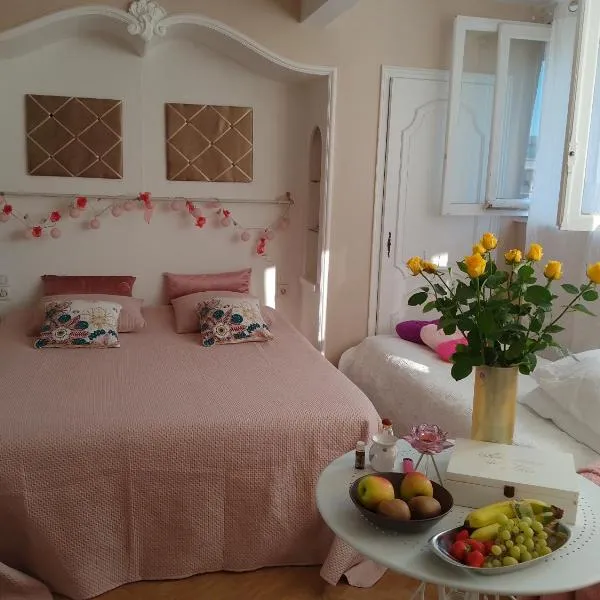 La Lilloise Villeneuve D'Ascq GD STADE Mauroy, Hotel in Villeneuve-d’Ascq