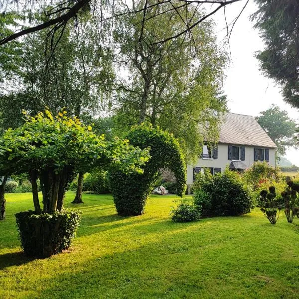 Chez Stéphanie et Sylvain, hotel v destinaci Le Mesnil-Villeman