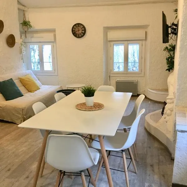 Appartement Emil centre ville, hotel v destinaci Carpentras