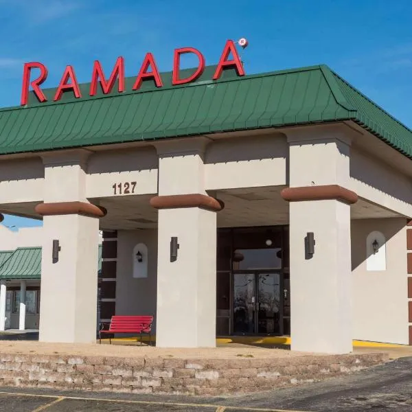 Ramada by Wyndham Mountain Home, hotell i Mountain Home
