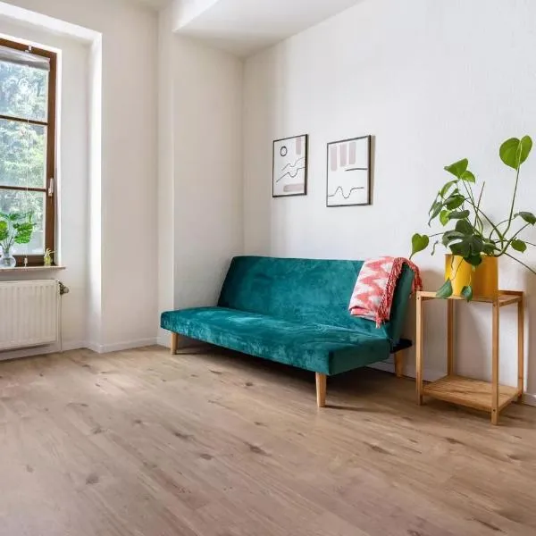 NEXT HOME - FREE Parking & WiFi - Badewanne, Hotel in Duisburg