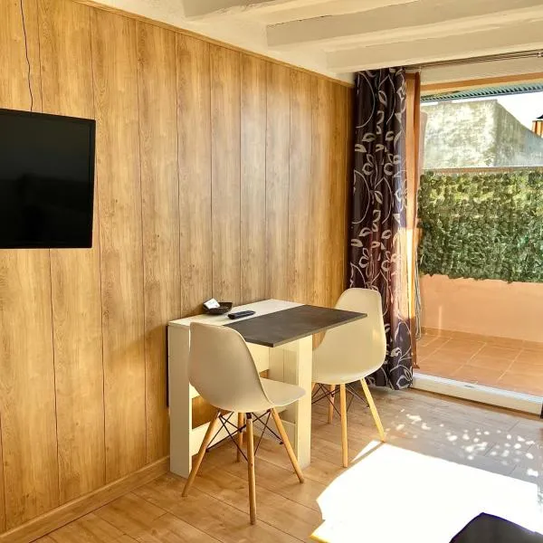 코르누데야에 위치한 호텔 Apartament CORBATERA CIM apartaments