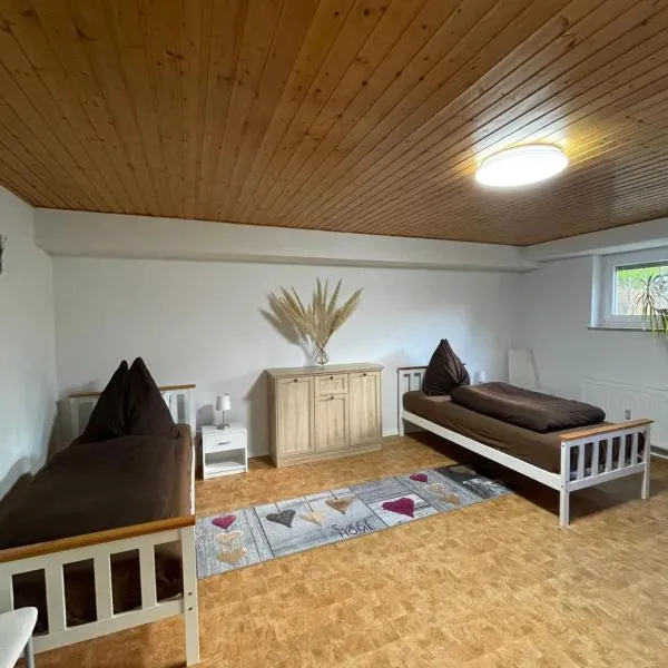 Ferienwohnung Juco, hotel v destinaci Heddesheim