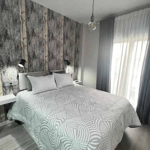 APARTMENT EL LLANO: Zambra'da bir otel