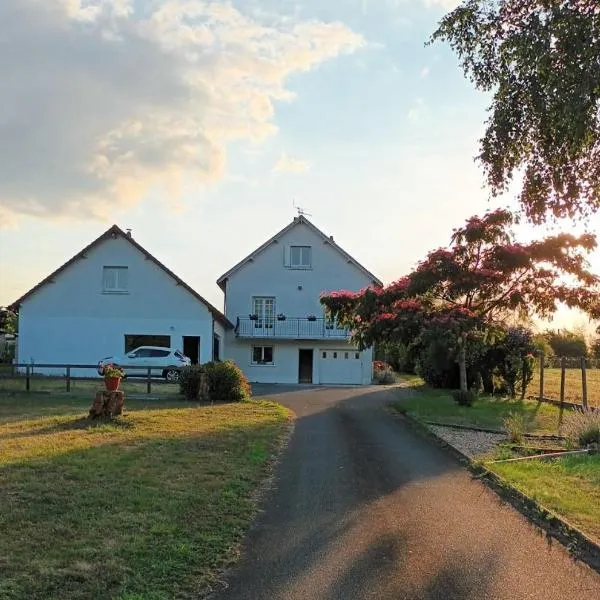 Au nom des Dames, hotel em Faverolles-sur-Cher