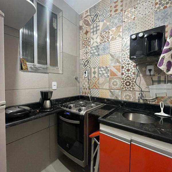 Confortável apto cama queen e sofá cama - COPACABANA - Foto 4
