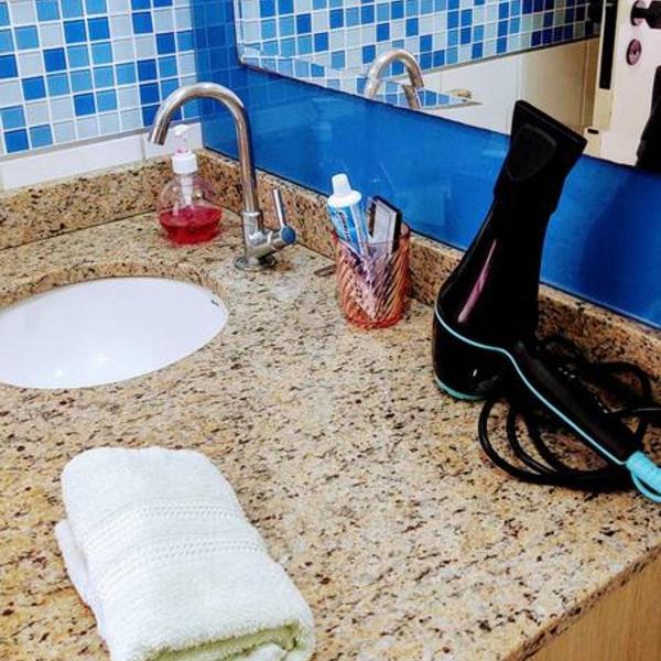 Sinta-se em casa! Lindo Ap para você e sua família - Foto 3