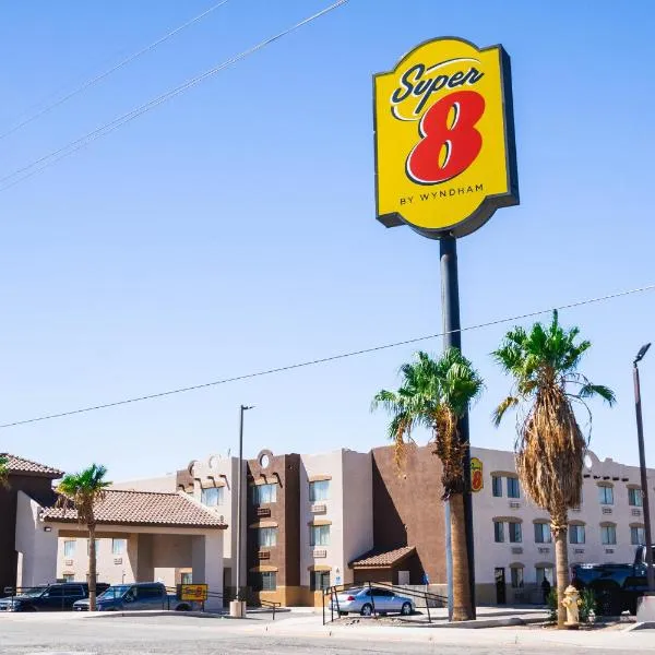 Super 8 by Wyndham Yuma, hotel in Yuma